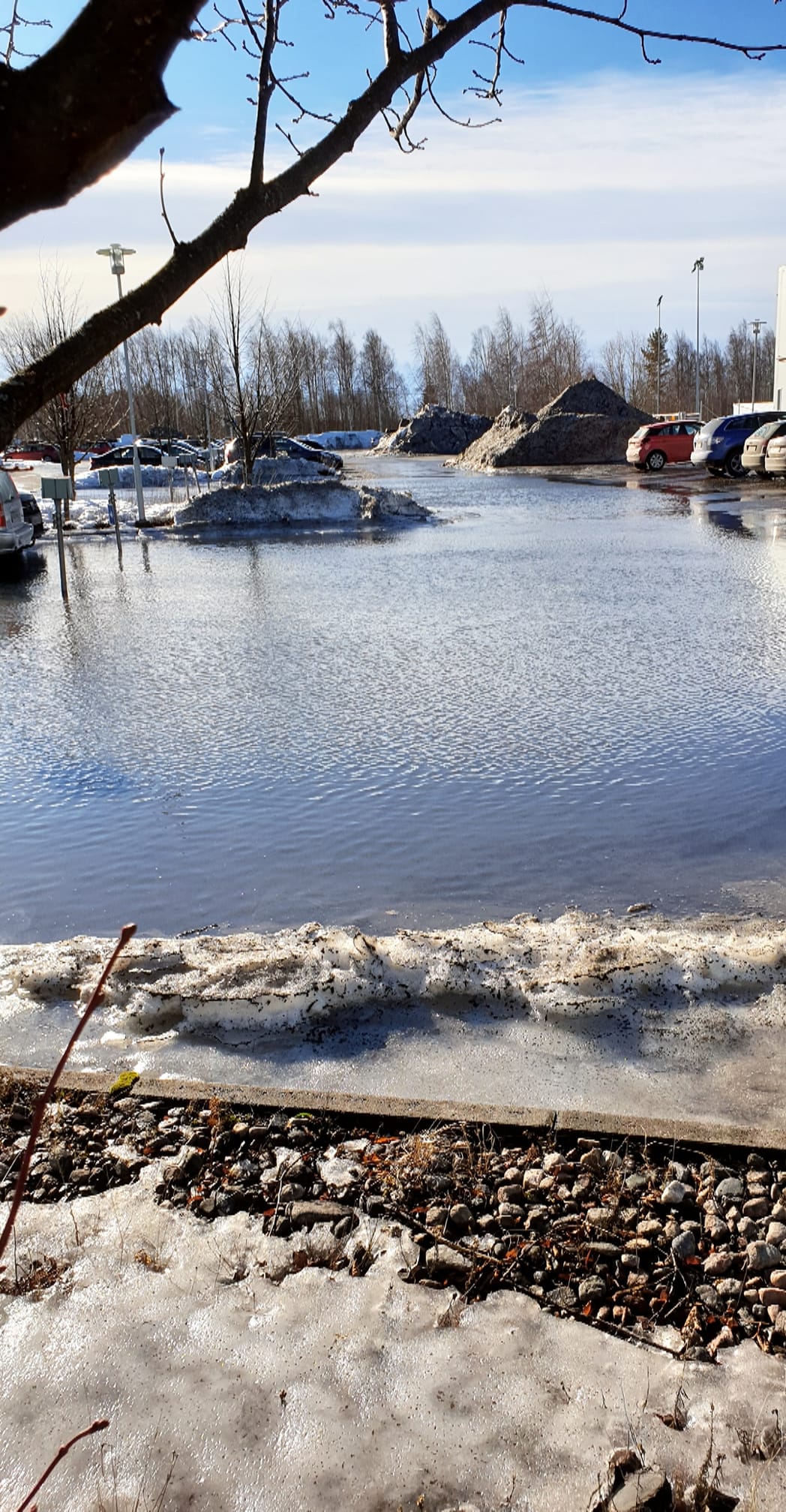 Kevat Tulee Kohisten Kempeleen Kunta